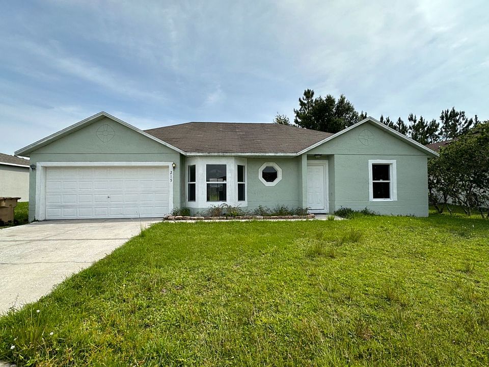 1st image of 215 Great Yarmouth Ct