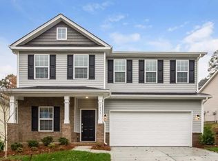 7031 Carrington Pointe Dr, Huntersville, NC 28078