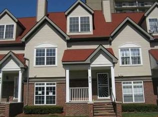 870 Seville Row, Detroit, MI 48202