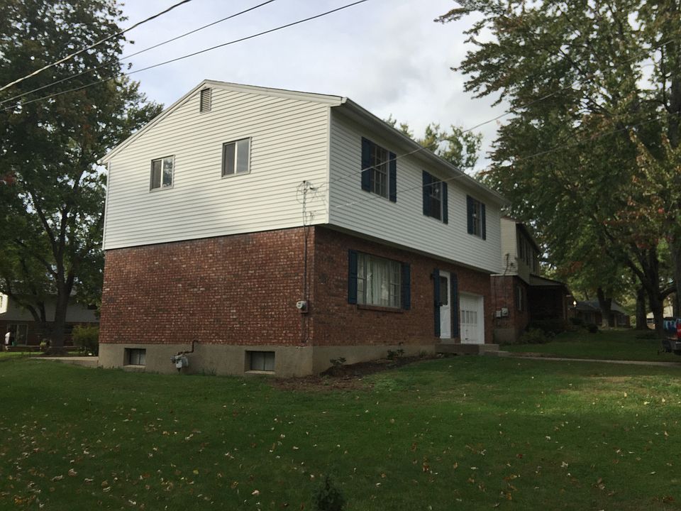 2nd image of 10673 Bridlepath Ln