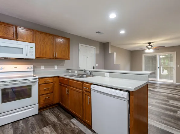109 Garden Circle #107-2 BLDG 107, Branson, MO 65616