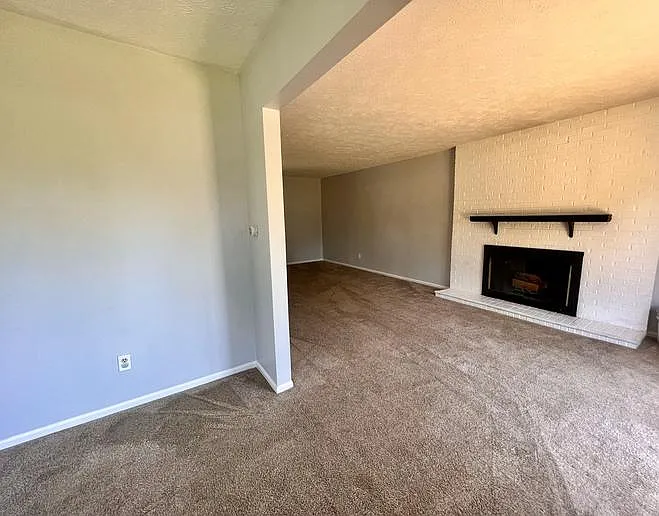 1225 Elmwood Rd #1 — Photo 18