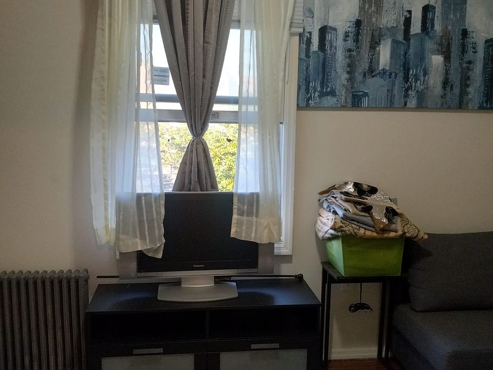 1st image of 2230 100th St #2