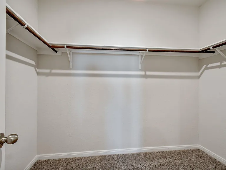 1215 Meyers Mdw — Photo 20