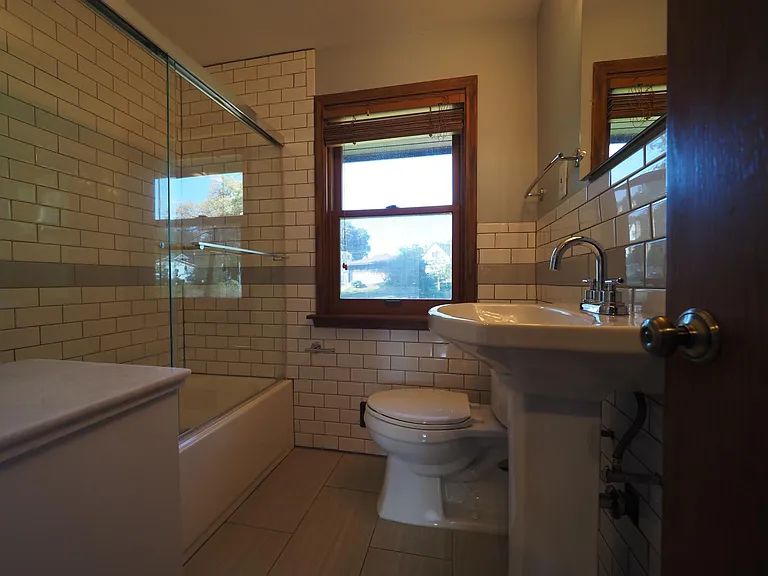 MAIN BATH