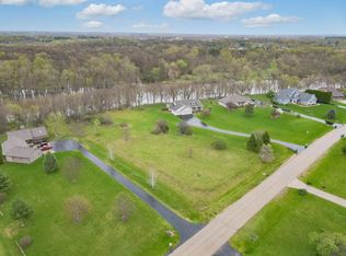 L40 S Edgewater Dr #40, Beloit, WI 53511