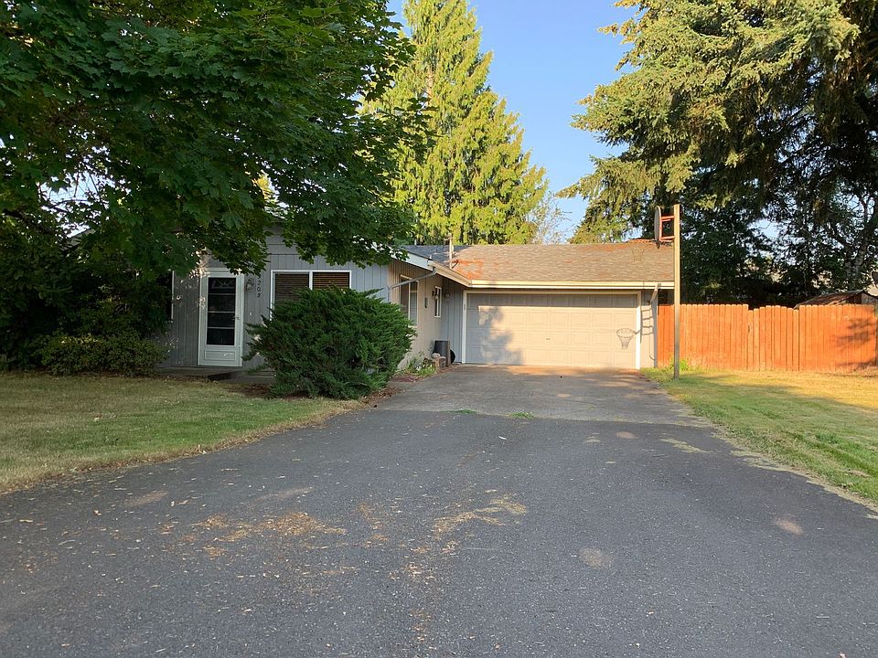 1st image of 13203 NE 12th Ave