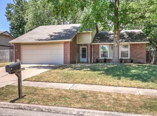 1200 W Birmingham St, Broken Arrow, OK 74011
