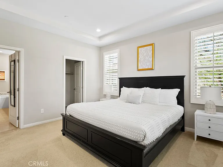 101 Thornhurst — Photo 12
