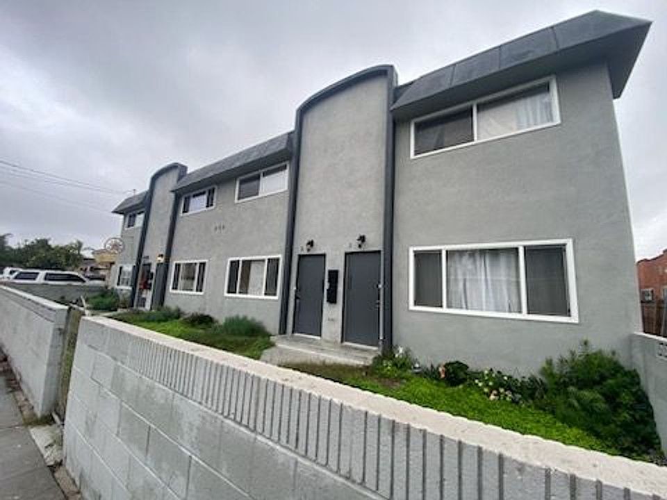 1st image of 558 E Hyde Park Blvd APT 2