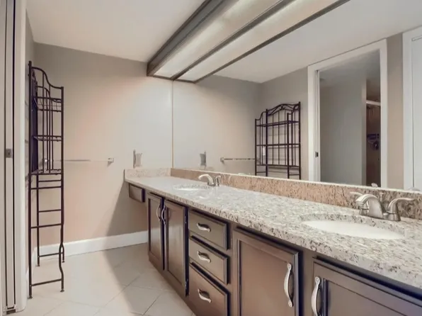 12152 E 2nd Dr, Aurora, CO 80011