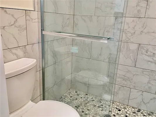 Rented by R New York | media 16