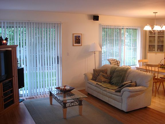 Living Room w/ Pergo Floors