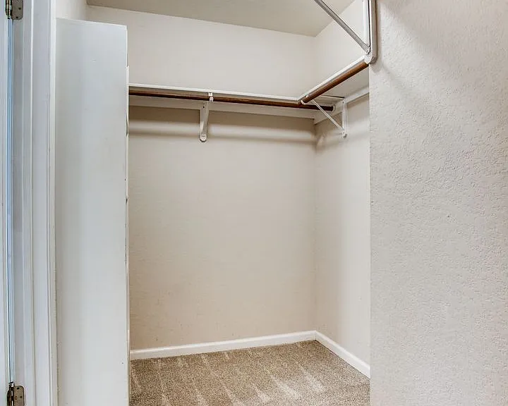 1314 Brighton Bend Ln — Photo 16