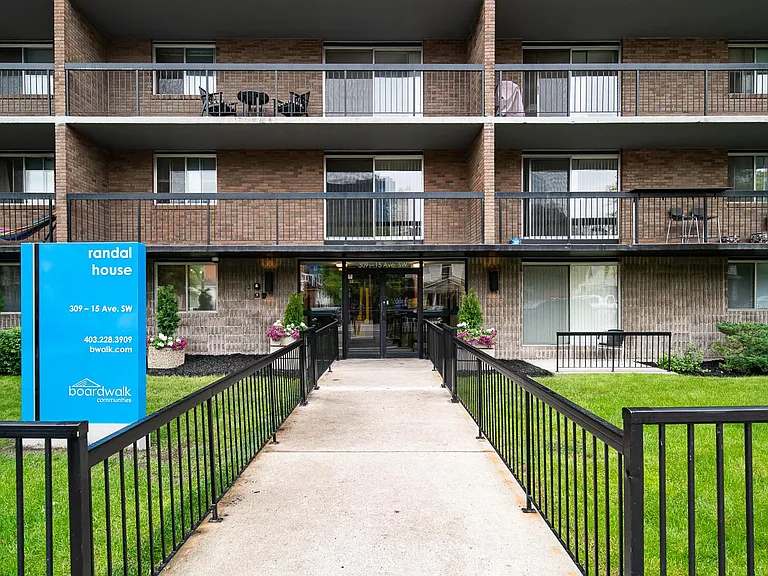 309 15th Ave SW — Photo 11