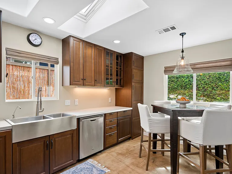 802 1/2 Stevens Ave — Photo 10