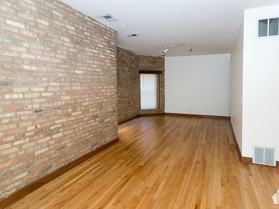 5th image of 1026 W Dakin St #1A