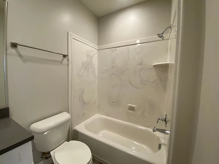 4381 S 1200 W — Photo 31