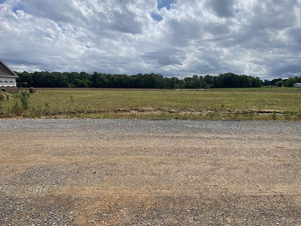 1st image of 1 Ayly Estates Dr #1