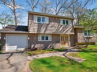 14 Bunyan Dr, Livingston, NJ 07039