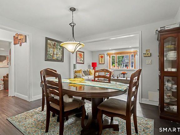 4th image of 161 Delaware Drive