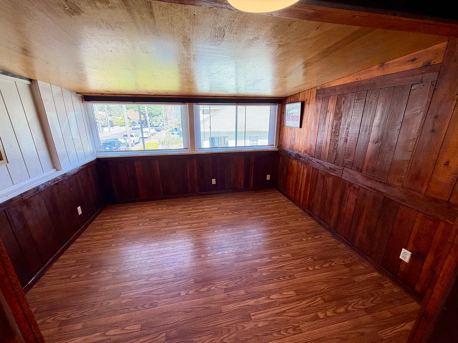 2 bed, $3,395 — Photo 2