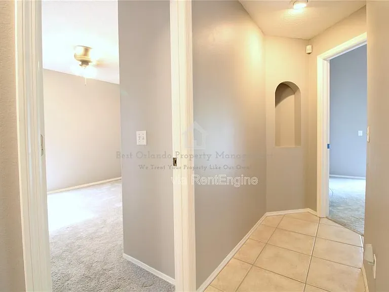 464 Briar Bay Cir — Photo 13