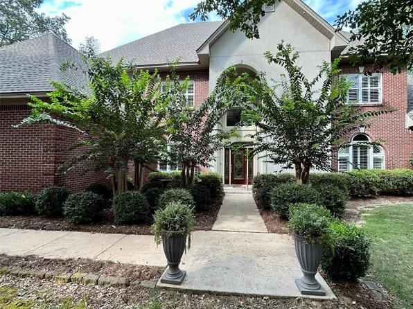 691 Jasmine Ridge Rd, Wetumpka, AL 36093