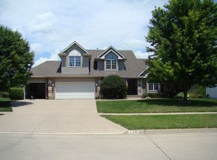 415 Whispering Pine Ave, Polk City, IA 50226