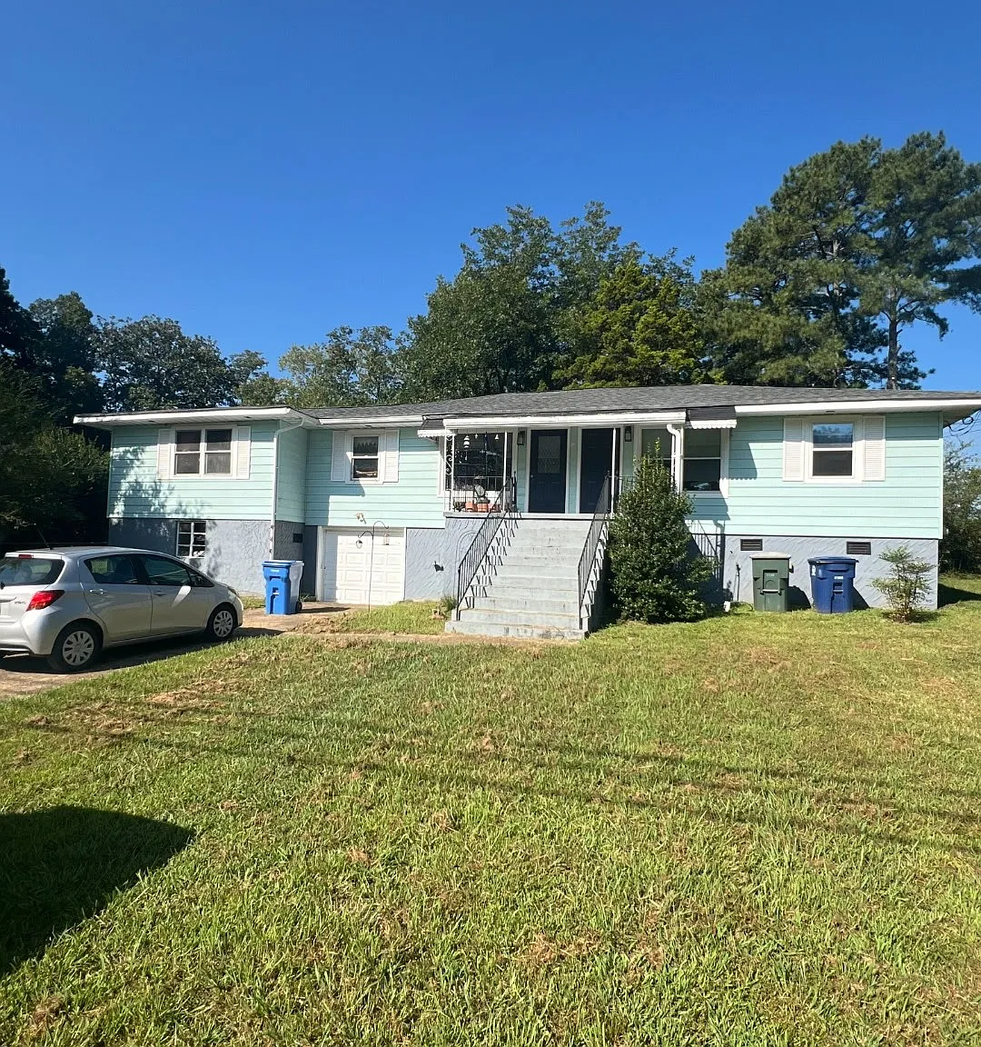 2 bed, 800 sqft, $1,195 — Photo 1