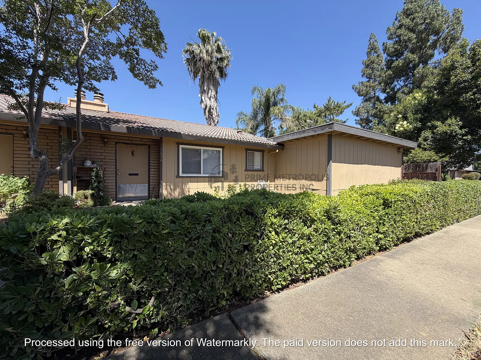 5656 5658 Odea Dr Sacramento CA 95824 HHL - 5656 — Photo 2