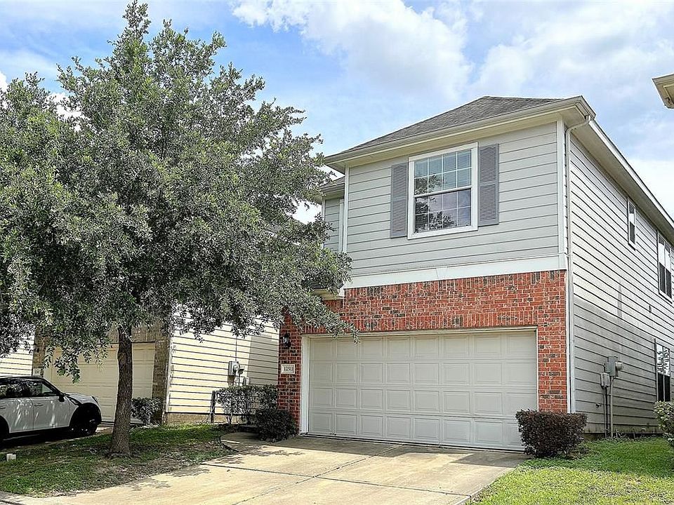 1st image of 12511 S Ashford Villa Ln