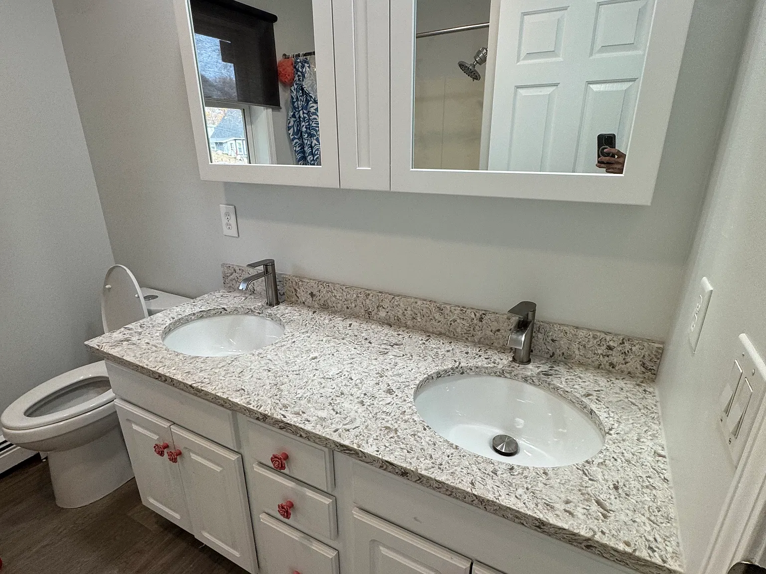 1 bed, 2200 sqft, $950 — Photo 3