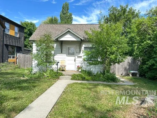 918-920 S Jefferson St, Moscow, ID 83843