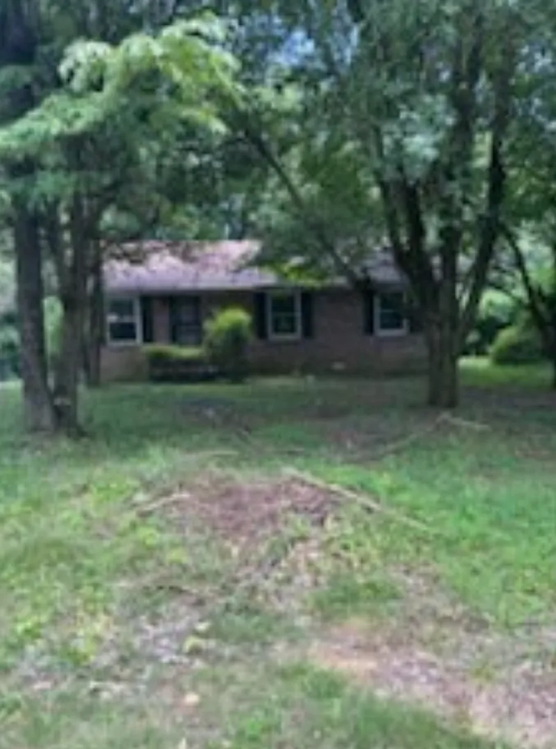 88 Seminole Trail — Photo 1
