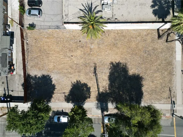 596 W 6th St #2, San Bernardino, CA 92410