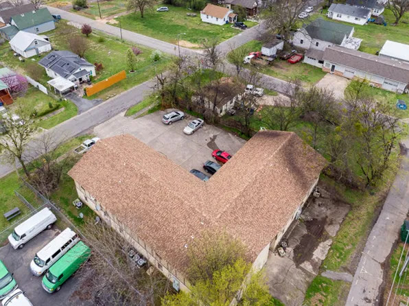 Sunset Village, 1100 S 11th St, Fort Smith, AR 72901