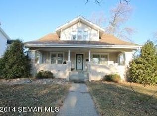 1152 S Elm Ave, Owatonna, MN 55060