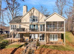 3044 Timberwood Ln, Moneta, VA 24121