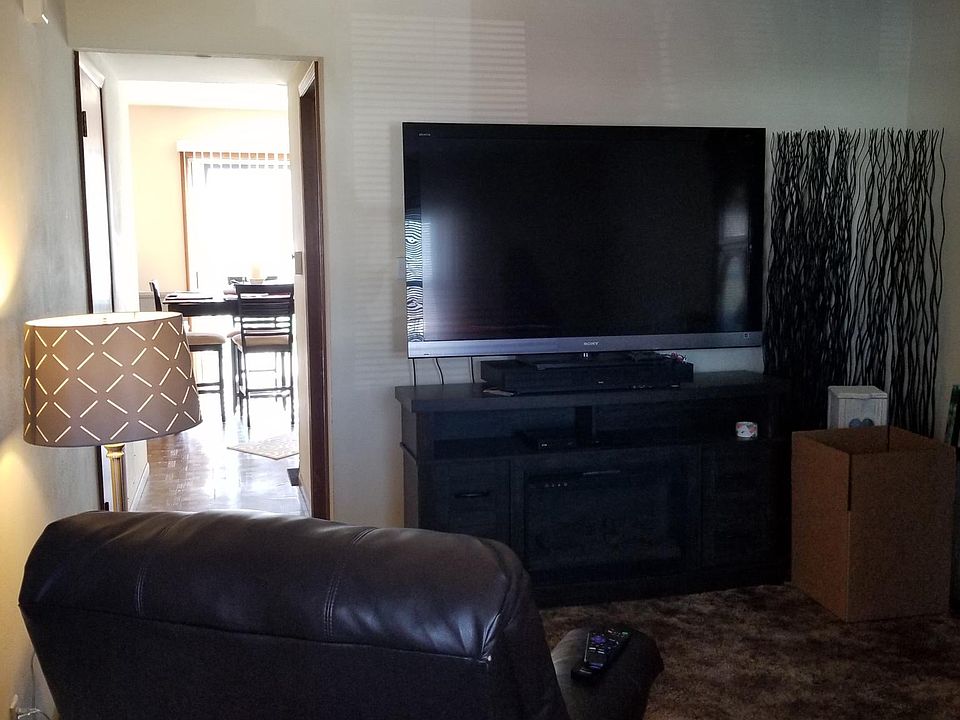2nd image of 418 Fairview Ave #1