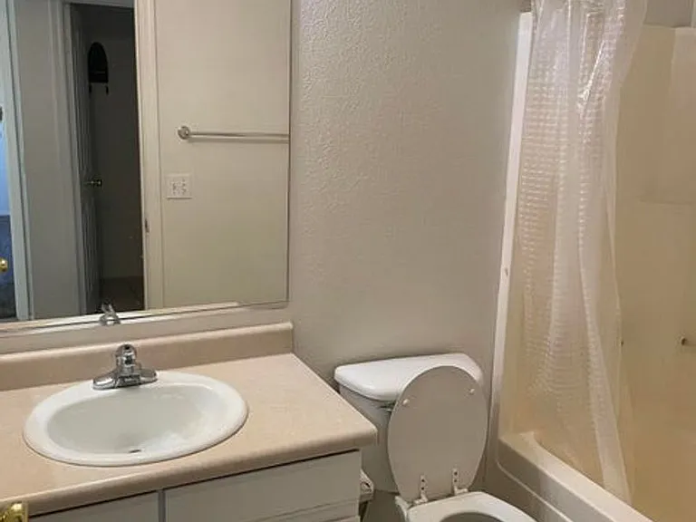 6152 S Sharon Ct — Photo 10