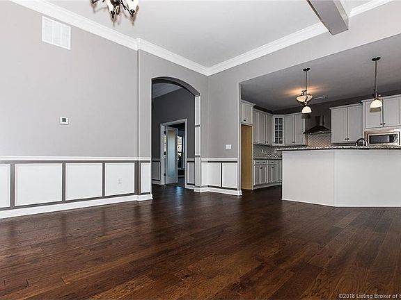 4th image of 1719 Bay Hill Pl