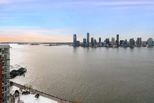 Rented by William J Farmer Inc | media 24