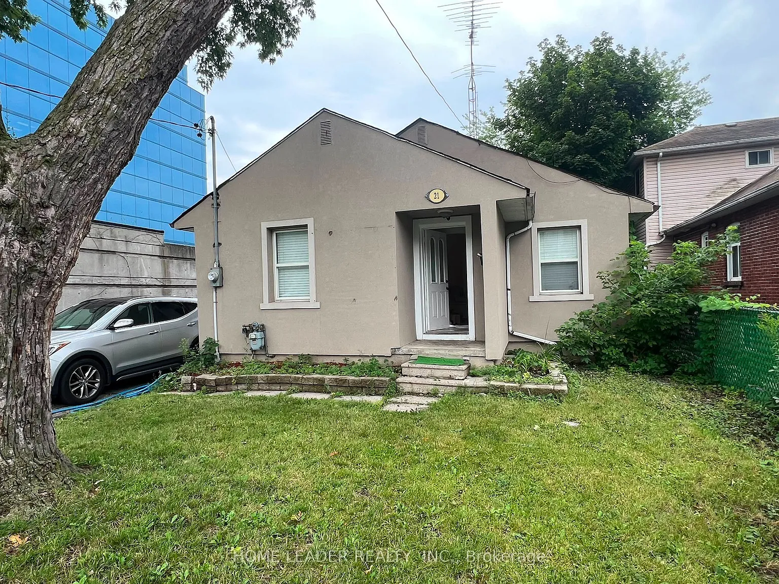 2 bed, $3,499 — Photo 1