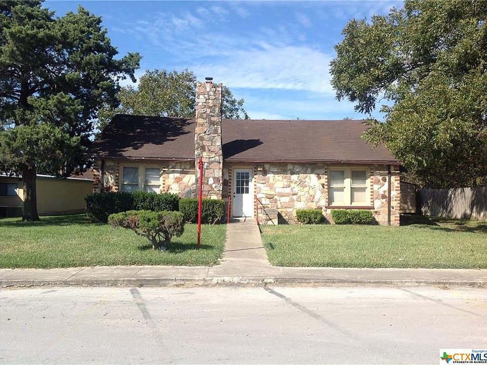 1st image of 202 E 2nd Ave