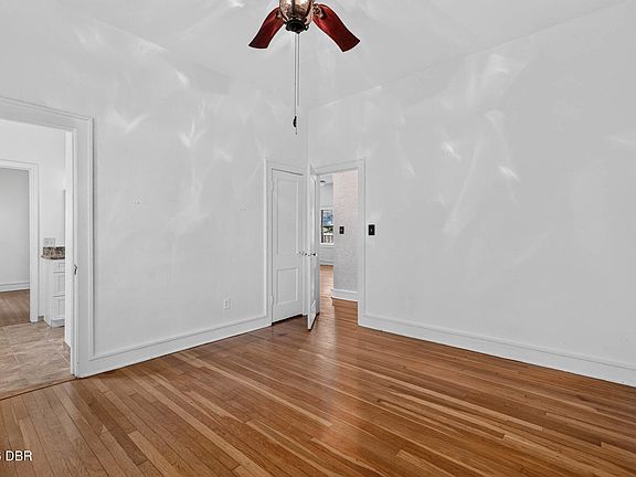 29th image of 27 Ormond Shores Dr