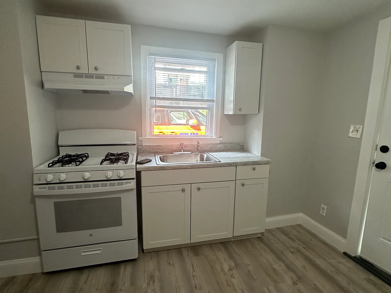 1 bed, $1,550 — Photo 1