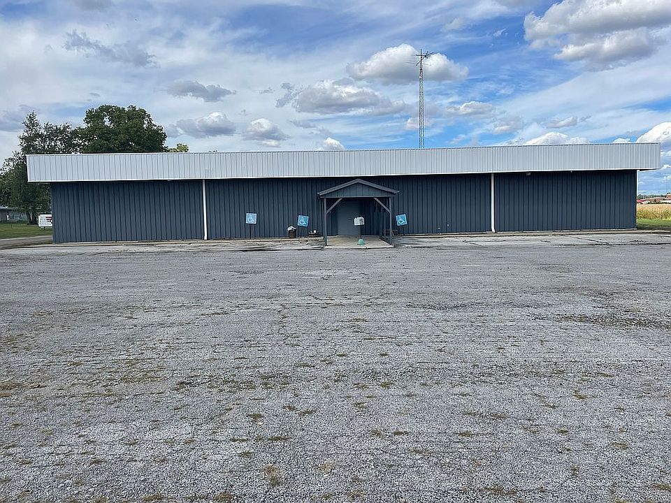 1st image of 4633 E 150 S