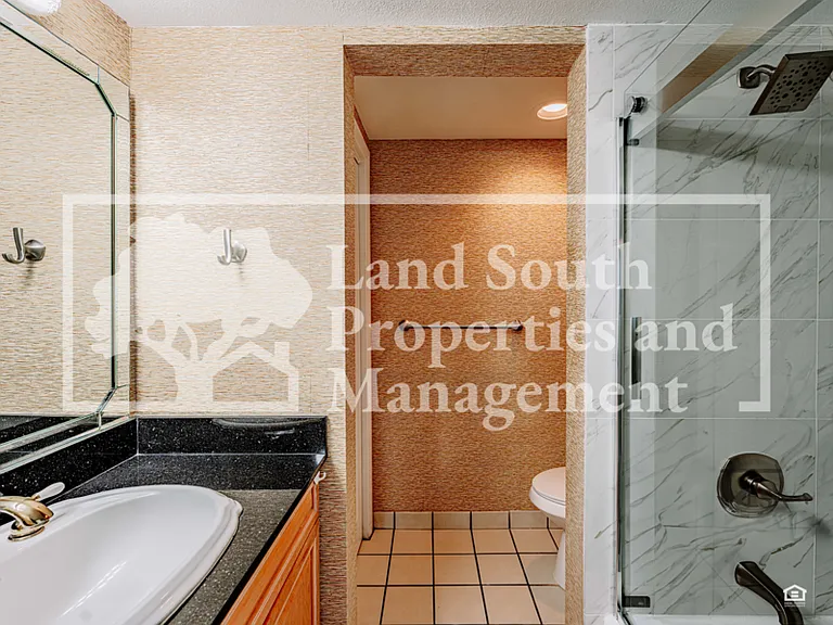 1 Lake Hollingsworth Dr #6 — Photo 16
