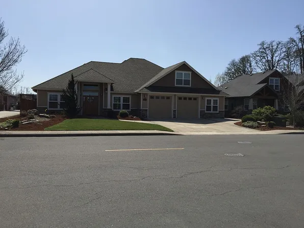 1401 SE Academy St, Dallas, OR 97338